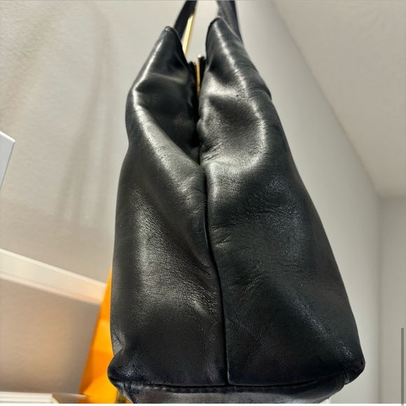 Chanel Black lambskin Leather Tote Bag
