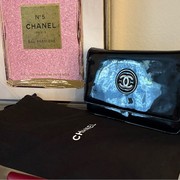 CHANEL WOC Patent Leather Chanel BLK bag